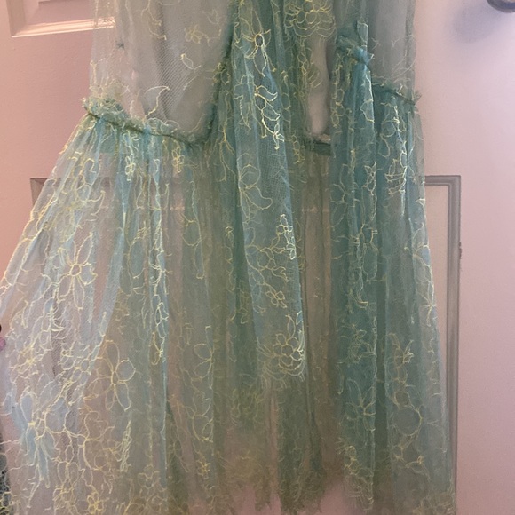 CUSTOM ONE OF A KIND FREDERICK ANDERSON GOWN - Picture 7 of 9